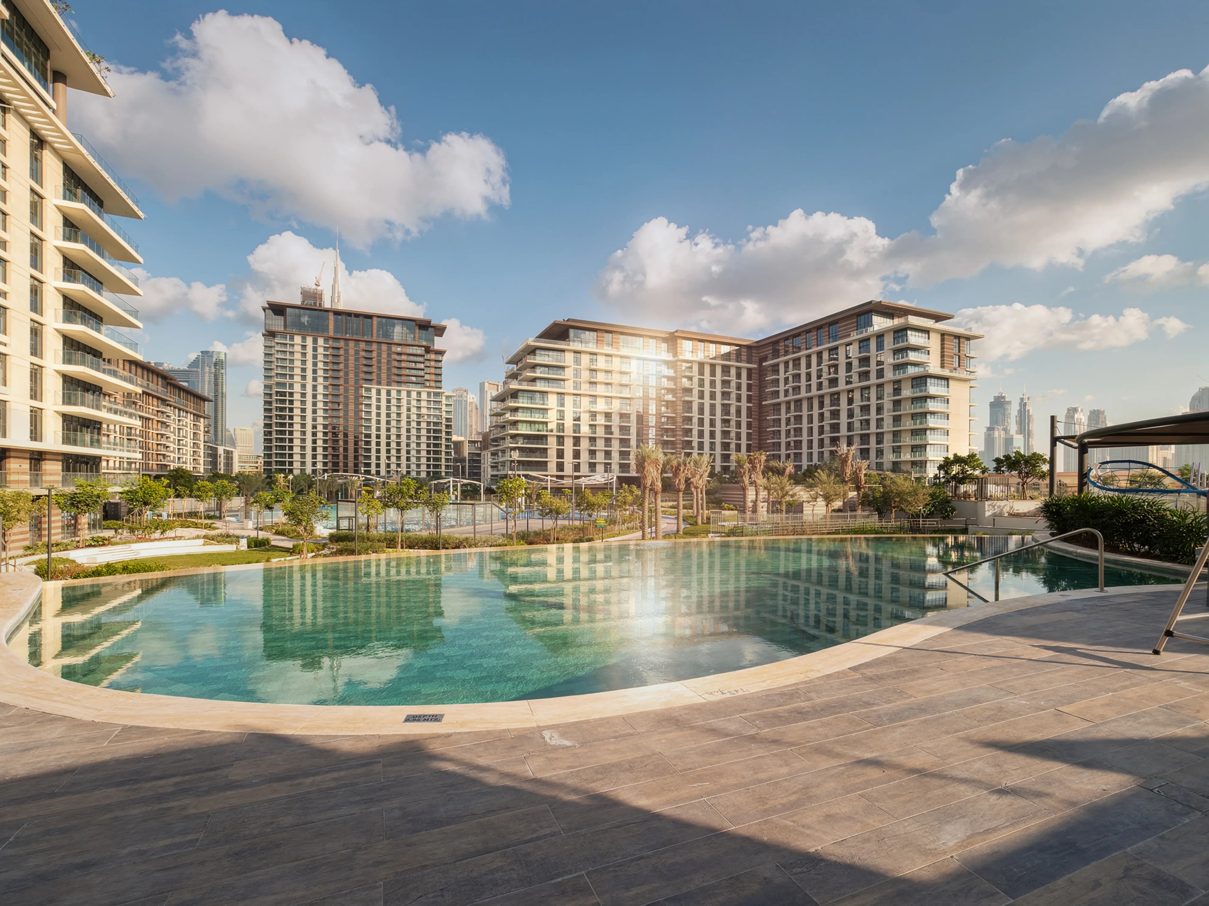 Laurel Central Park in Dubai City Walk